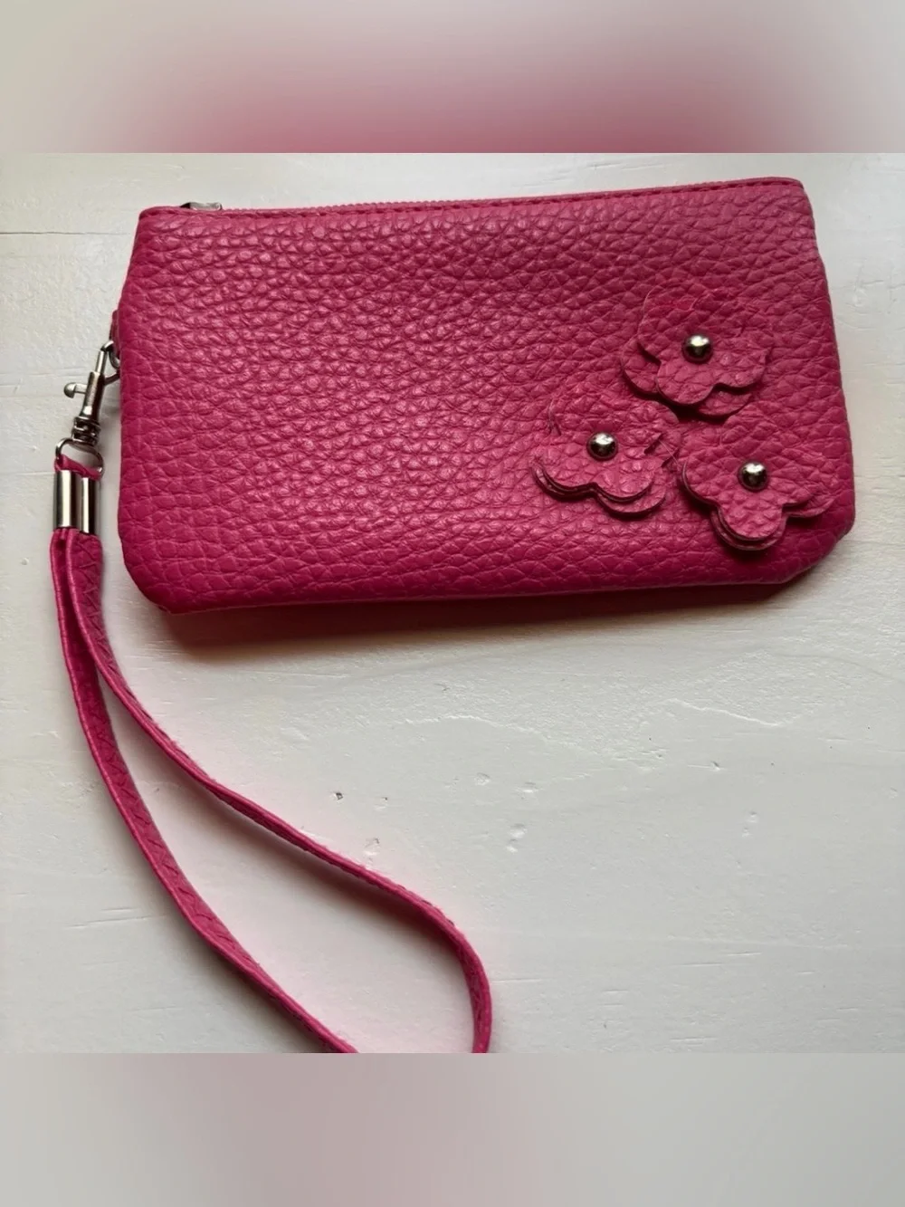 Women’s Y2K Pink Floral Leather Wristlet